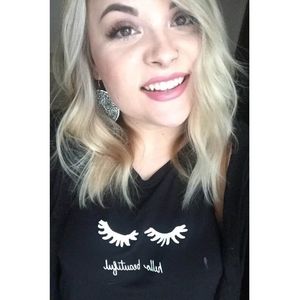 Meet your Posher, Chloe